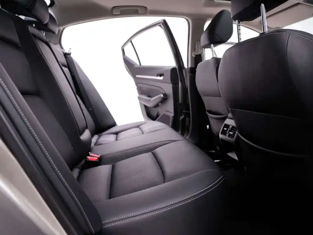 Nissan Teana 2025 из CN, фото 3