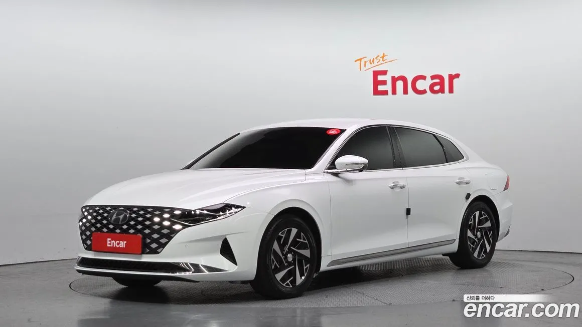 Hyundai Grandeur 2022 из KR, фото 1
