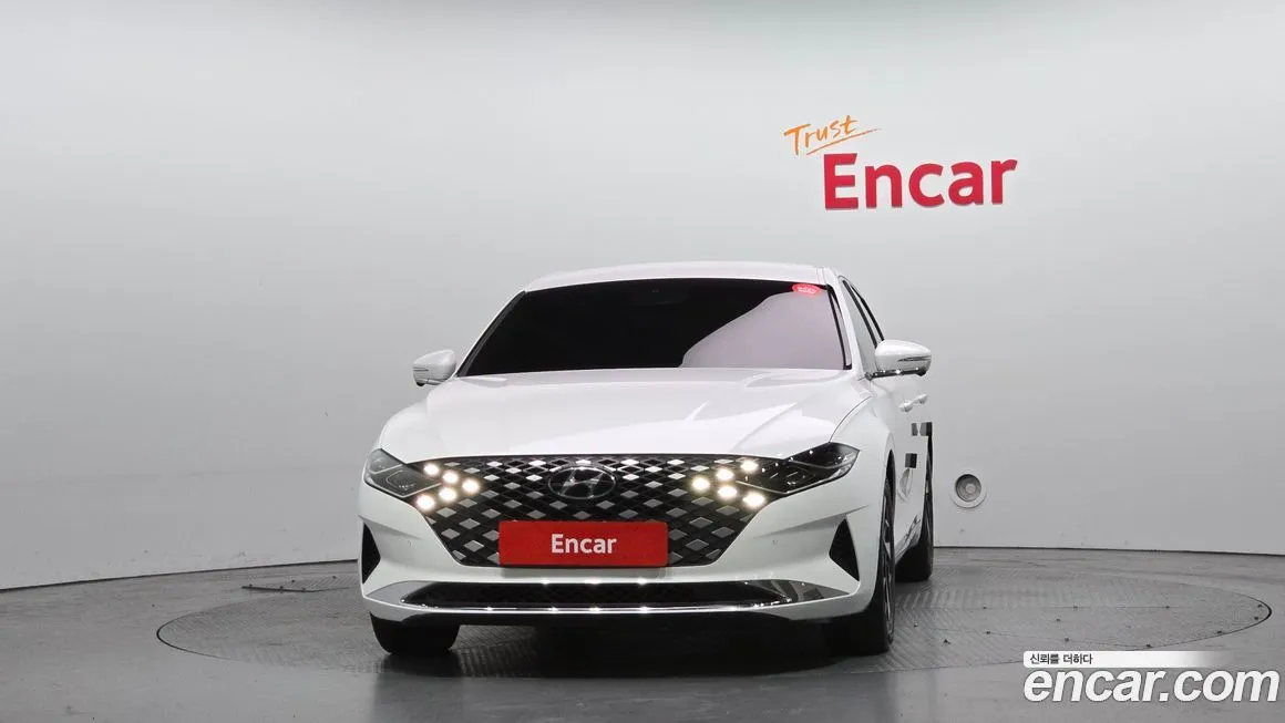 Hyundai Grandeur 2022 из KR, фото 4