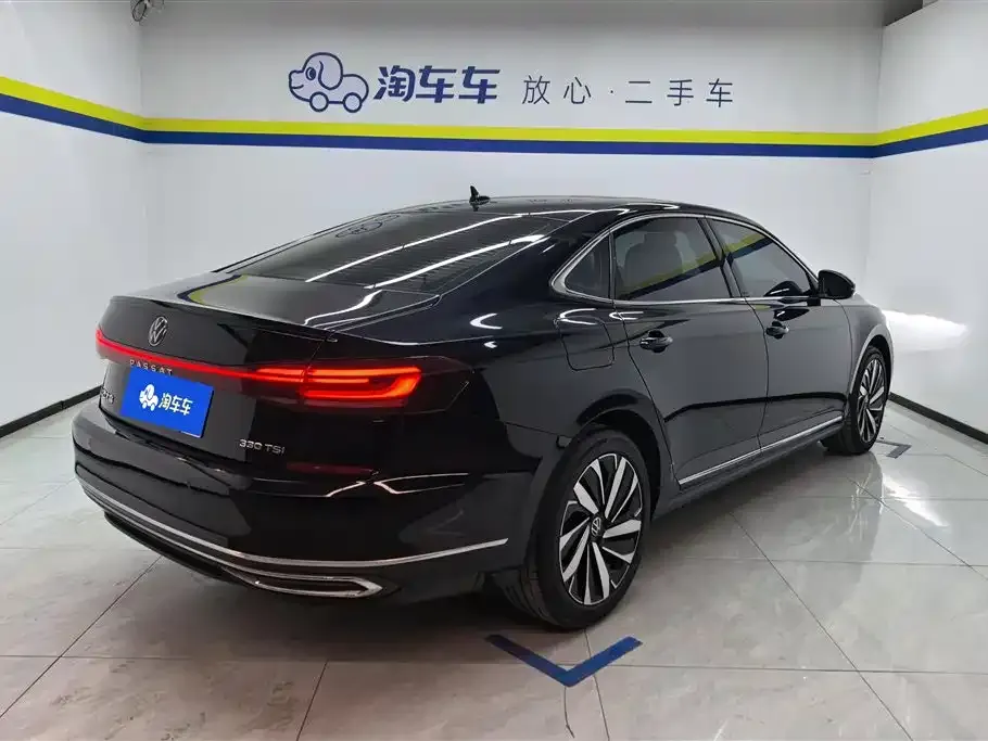 Volkswagen Passat — фото 8