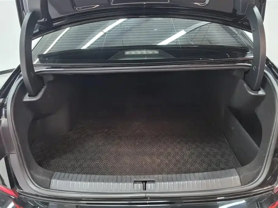 Volkswagen Passat — фото 7
