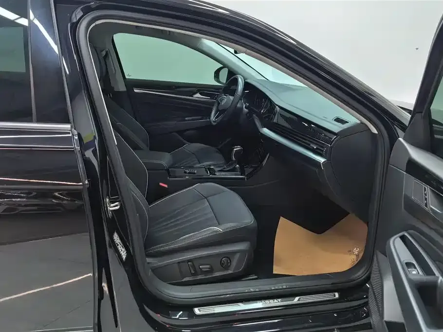 Volkswagen Passat — фото 5