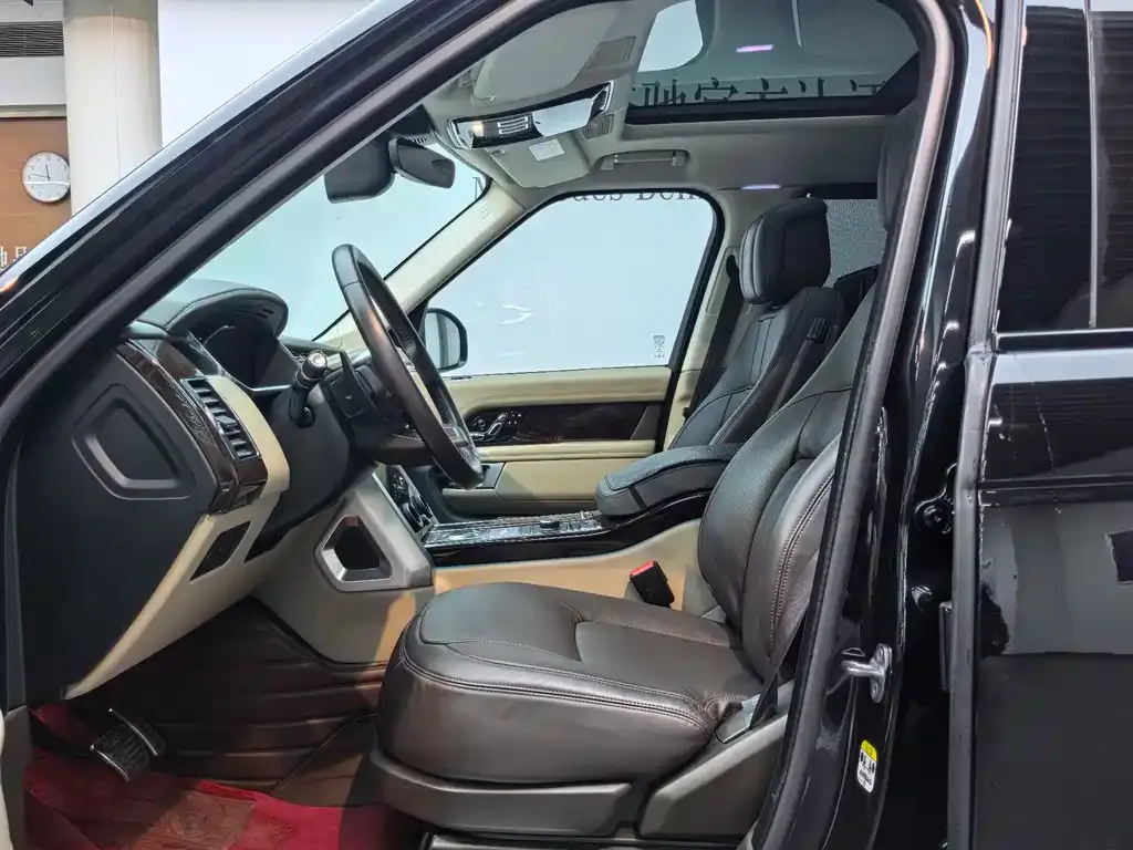 Land Rover Range Rover 2021 из CN, фото 3