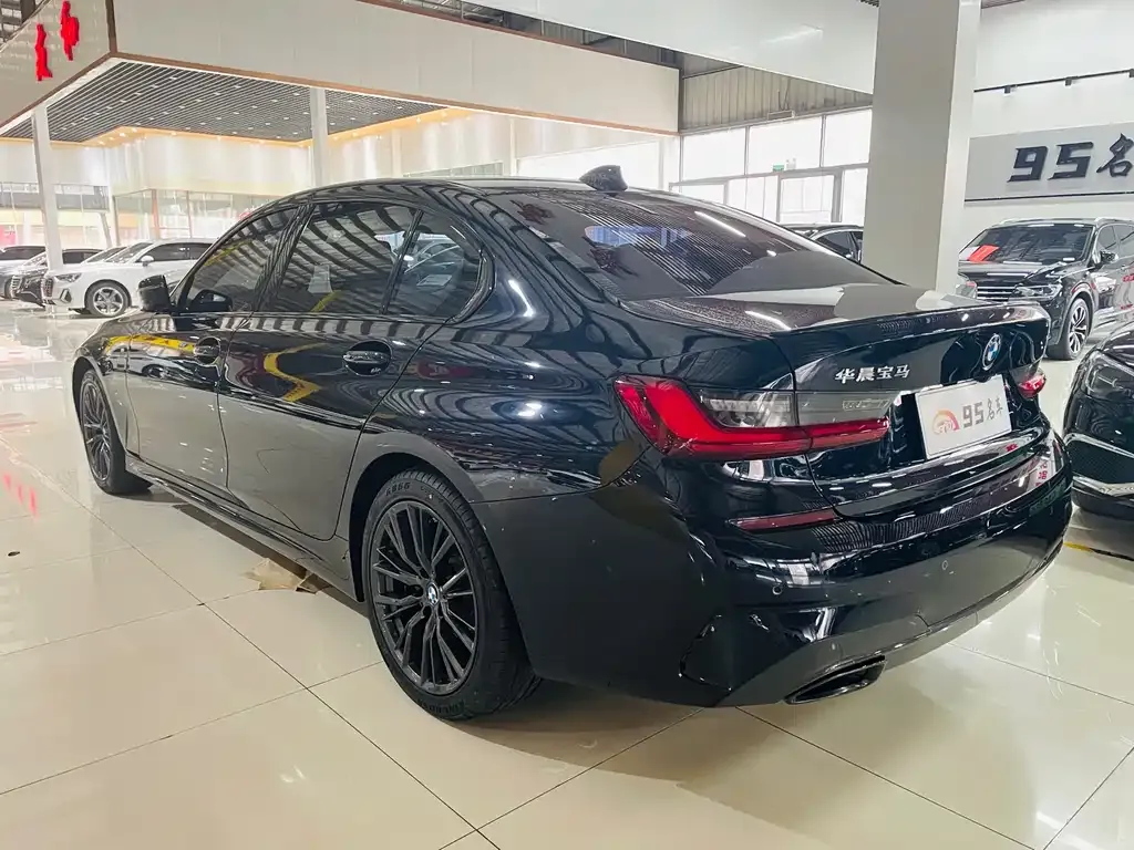 BMW 3 Series 2022 из CN, фото 5