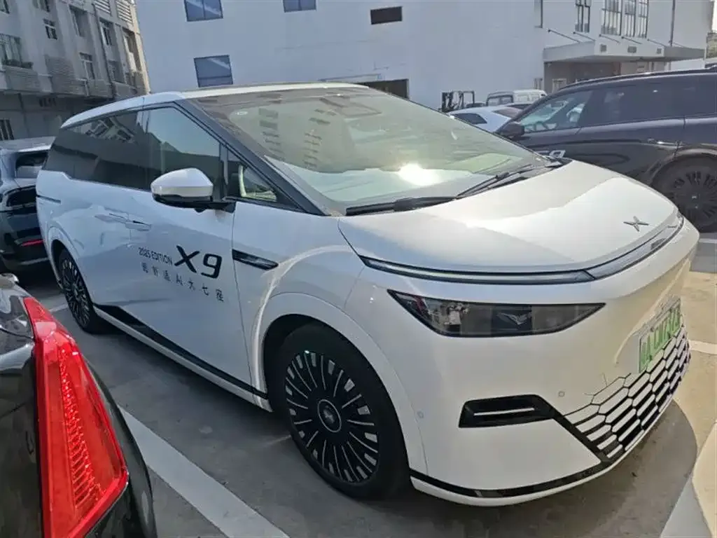 XPeng X9 2025 из CN, фото 8