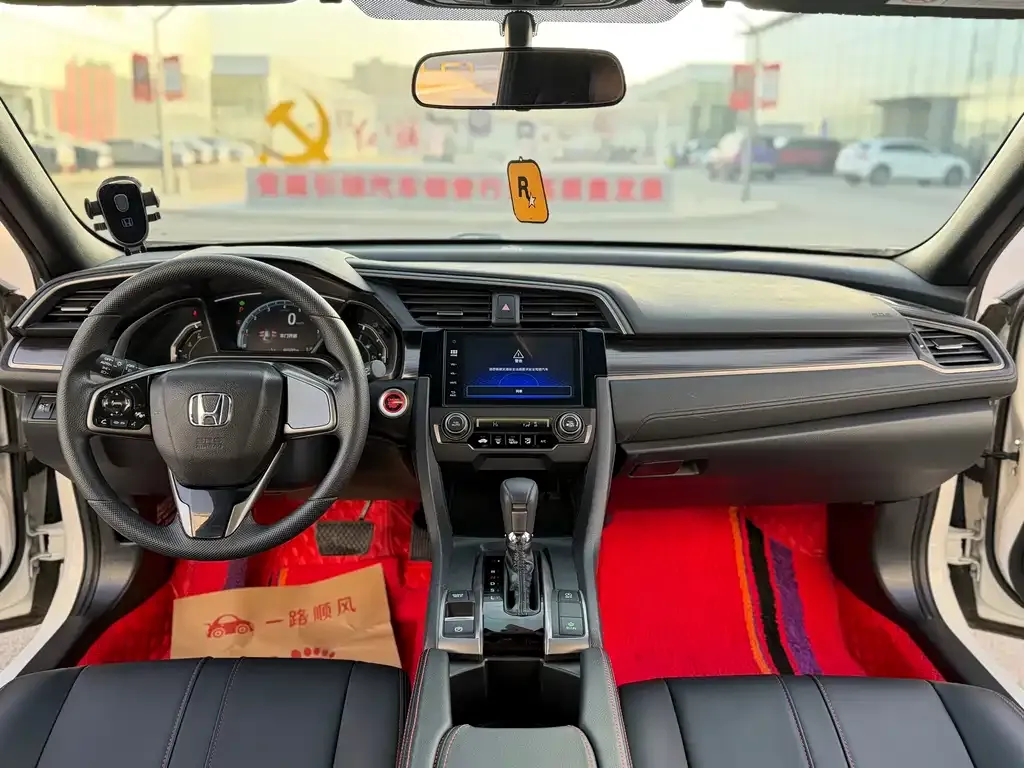 Honda Civic — фото 8