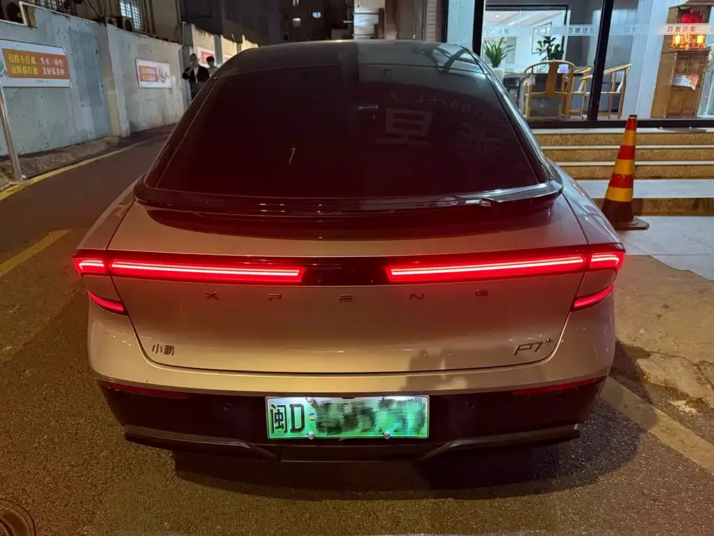 XPeng P7+ — фото 10
