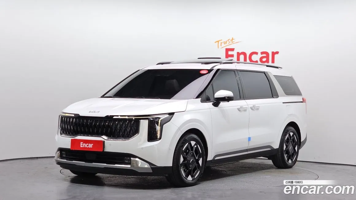 Kia Carnival HEV 7-Seater Signature