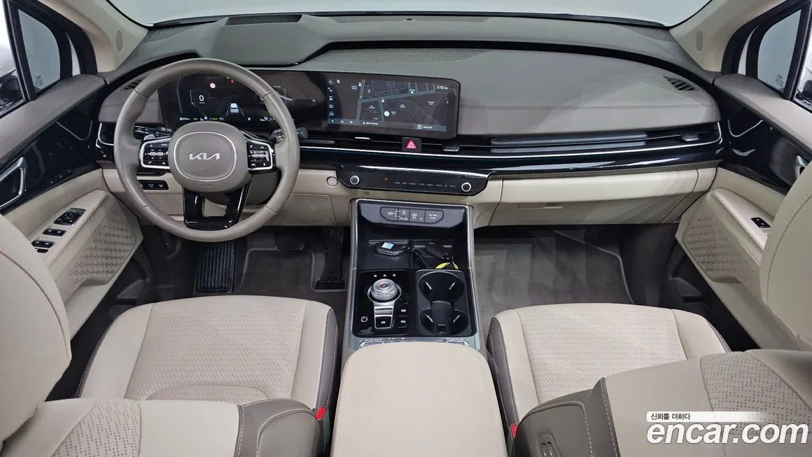 Kia Carnival — фото 10