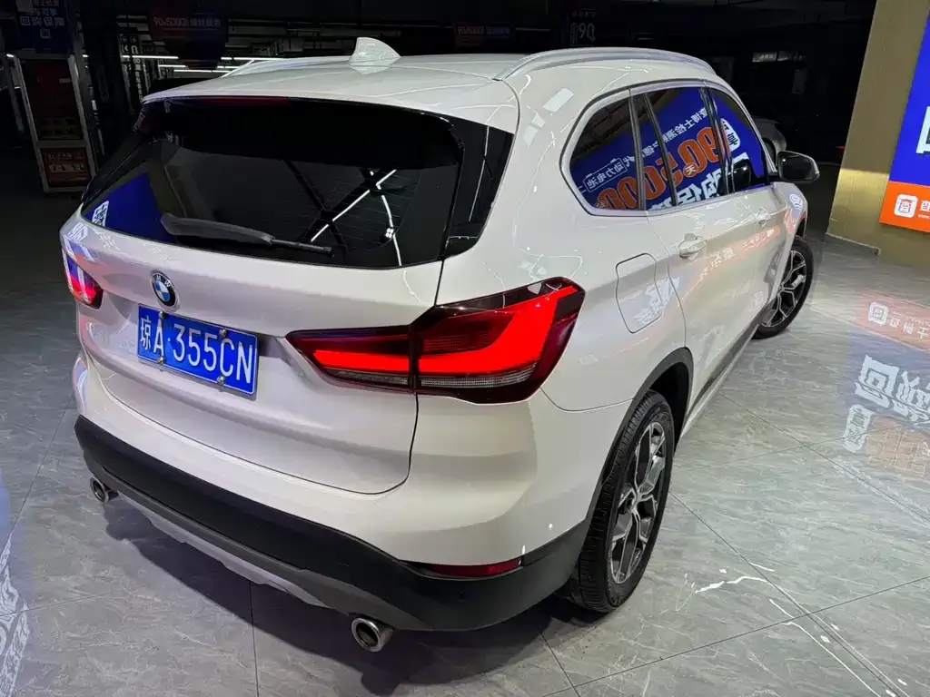 BMW X1 — фото 4