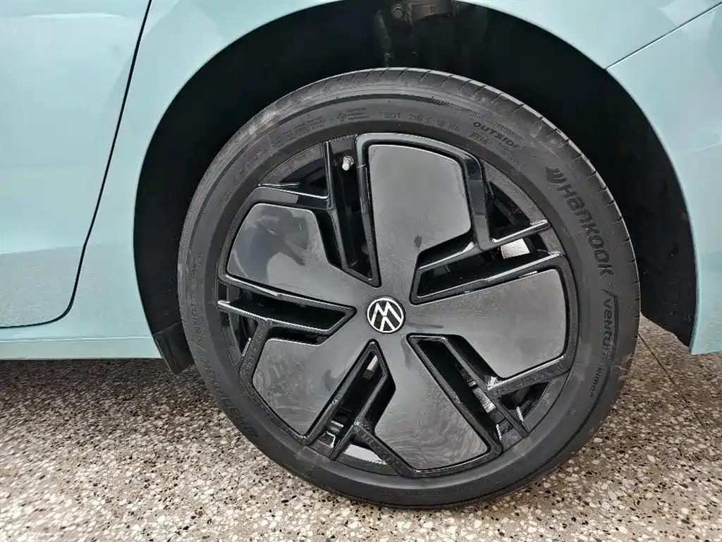 Volkswagen Passat — фото 6