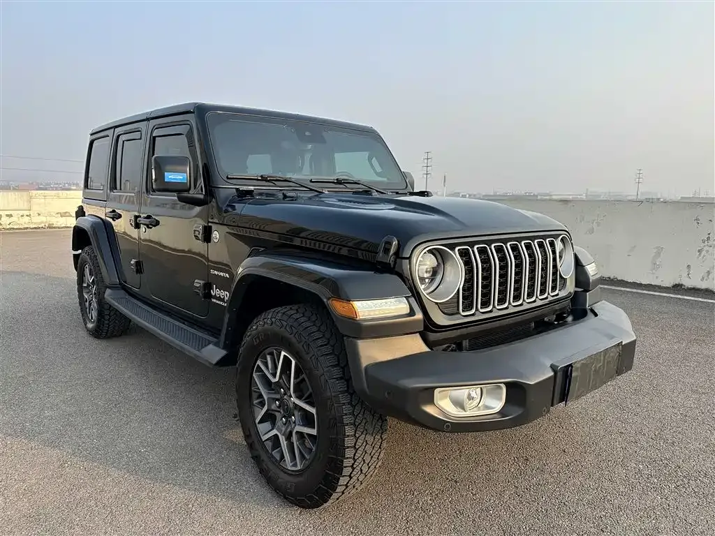 Jeep Wrangler — фото 7