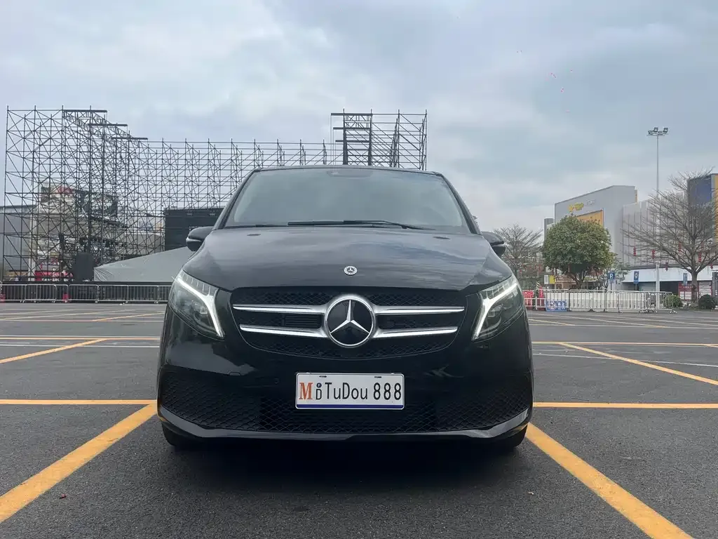 Mercedes-Benz V-Class 2024 из CN, фото 9