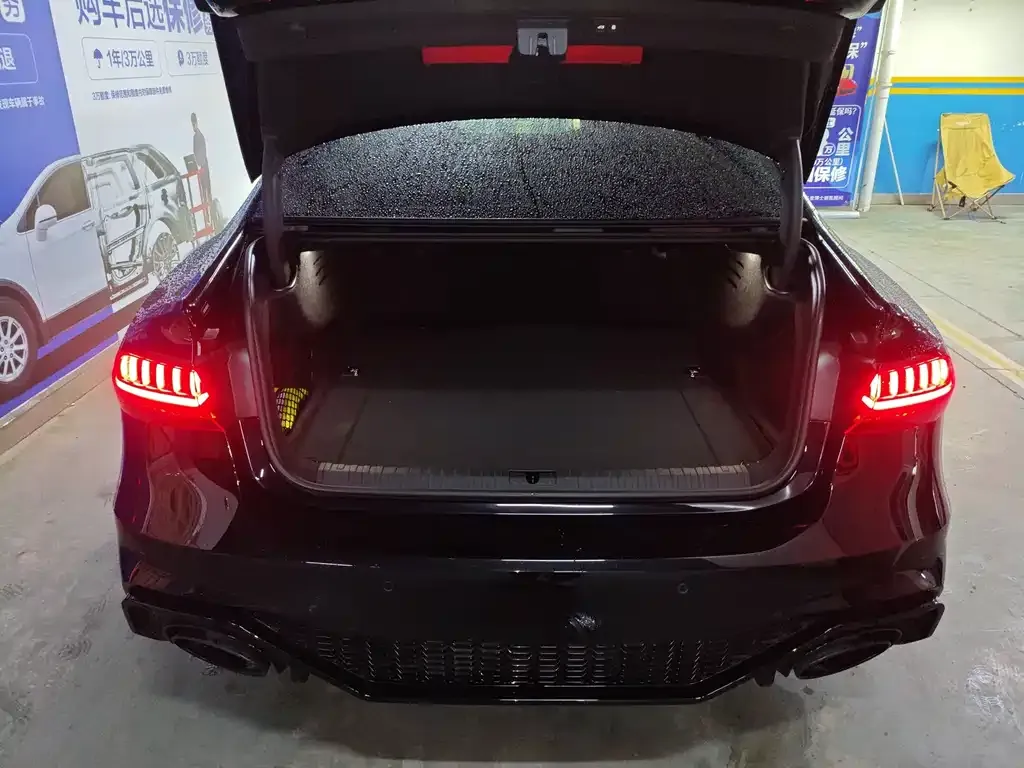 Audi A7L 2025 из CN, фото 8
