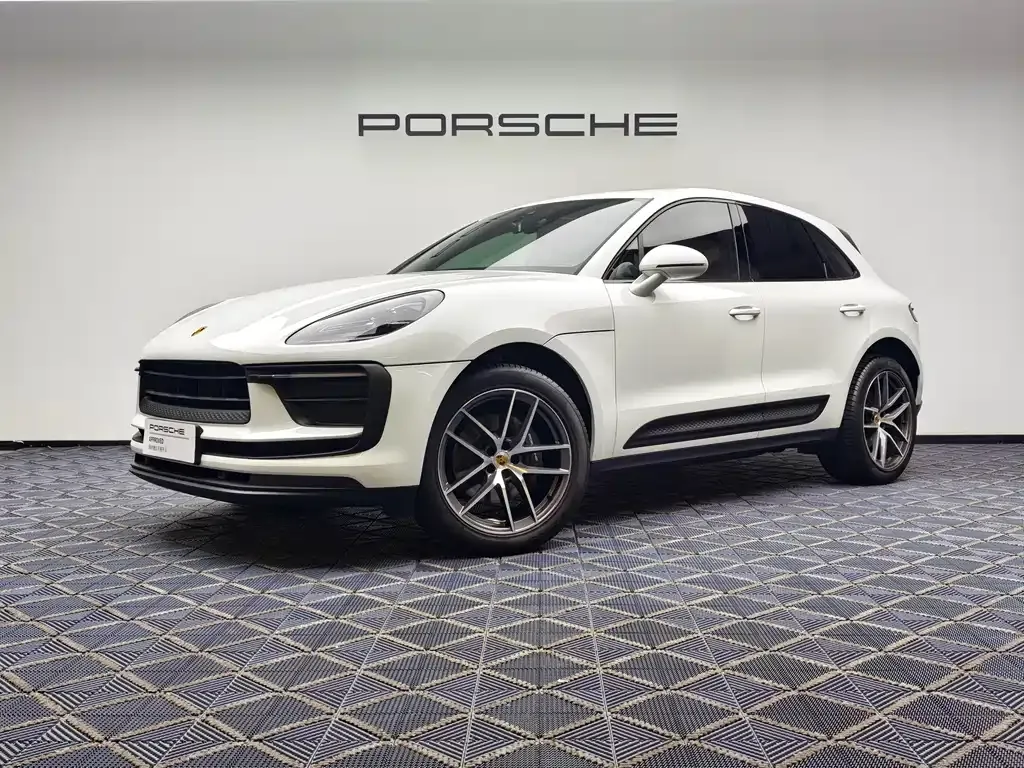 Porsche Macan — фото 1
