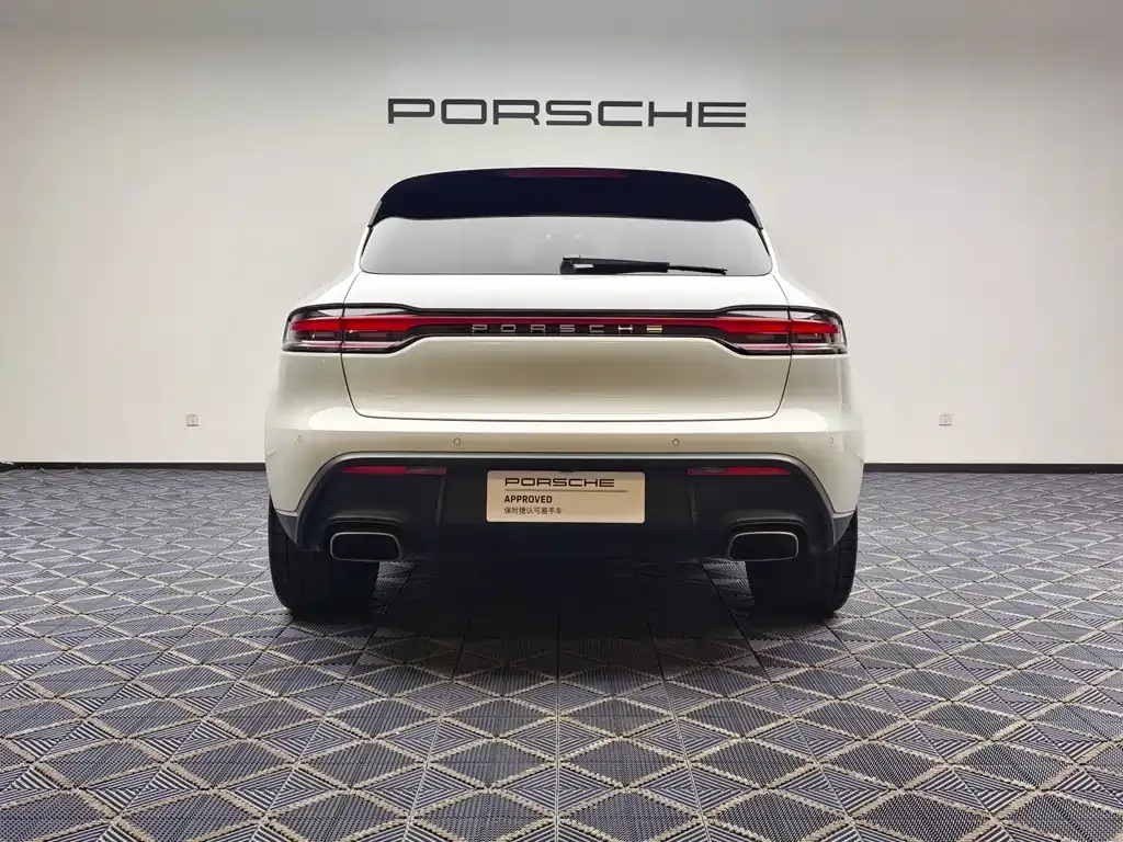 Porsche Macan — фото 7