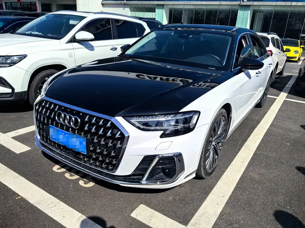 Audi A8 2022 из CN, фото 1