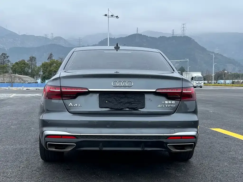 Audi A4L — фото 5