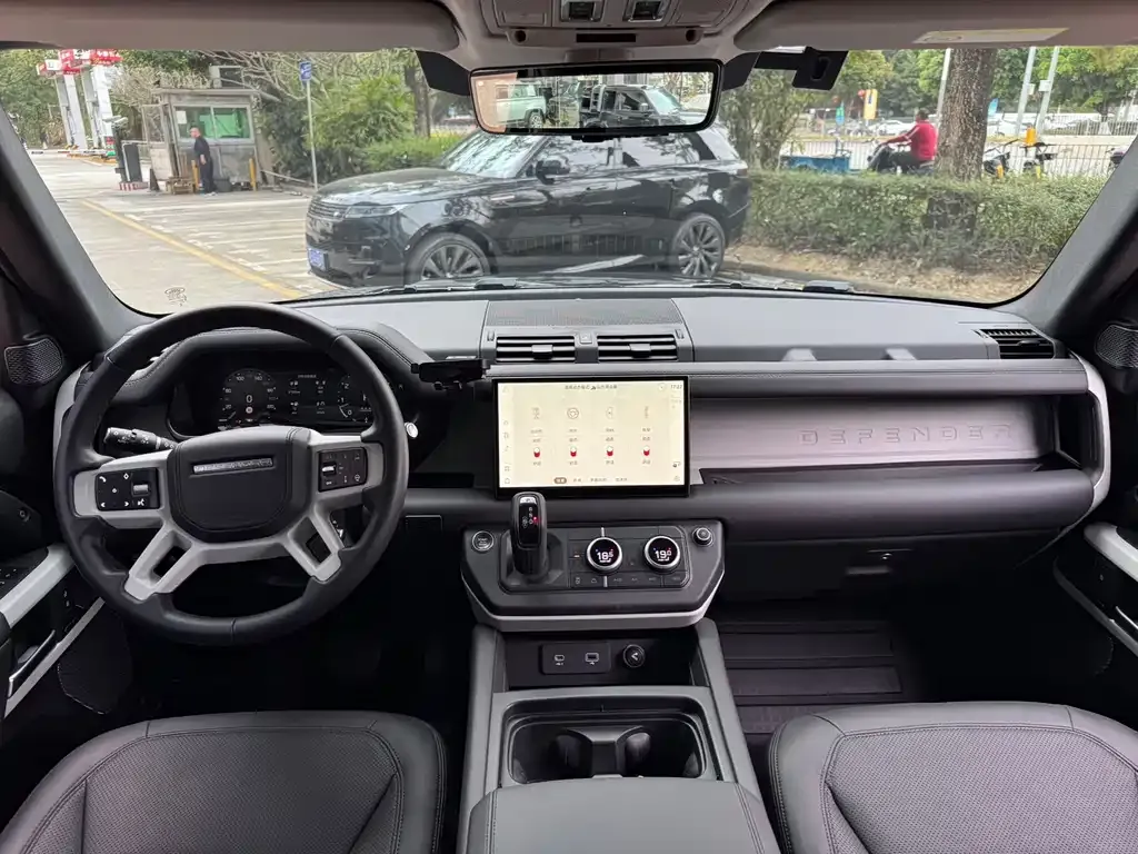 Land Rover Defender 2023 из CN, фото 8
