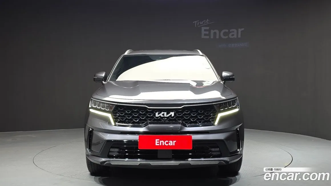 Kia Sorento — фото 10