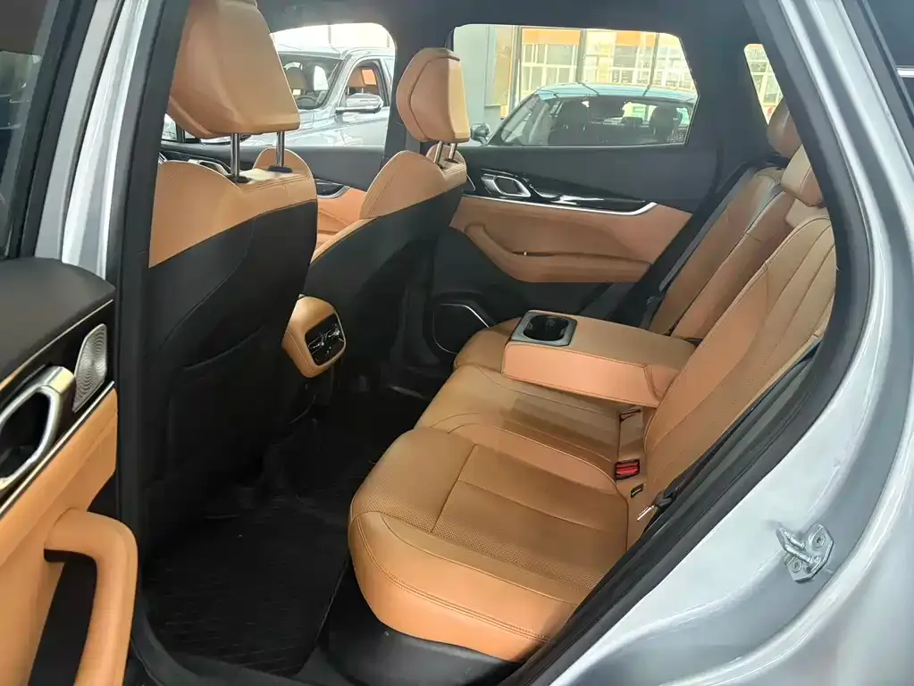 Geely Boyue L 2025 из CN, фото 6