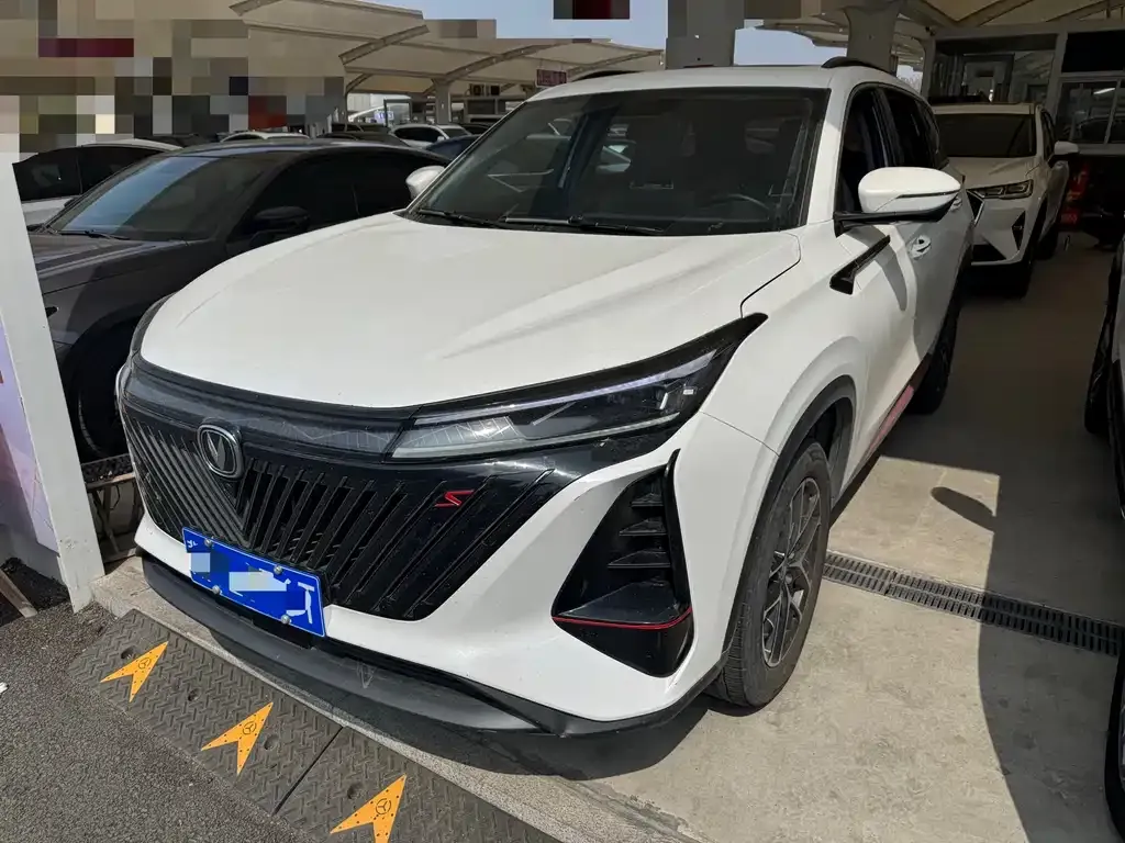 Changan CS75PLUS — фото 1