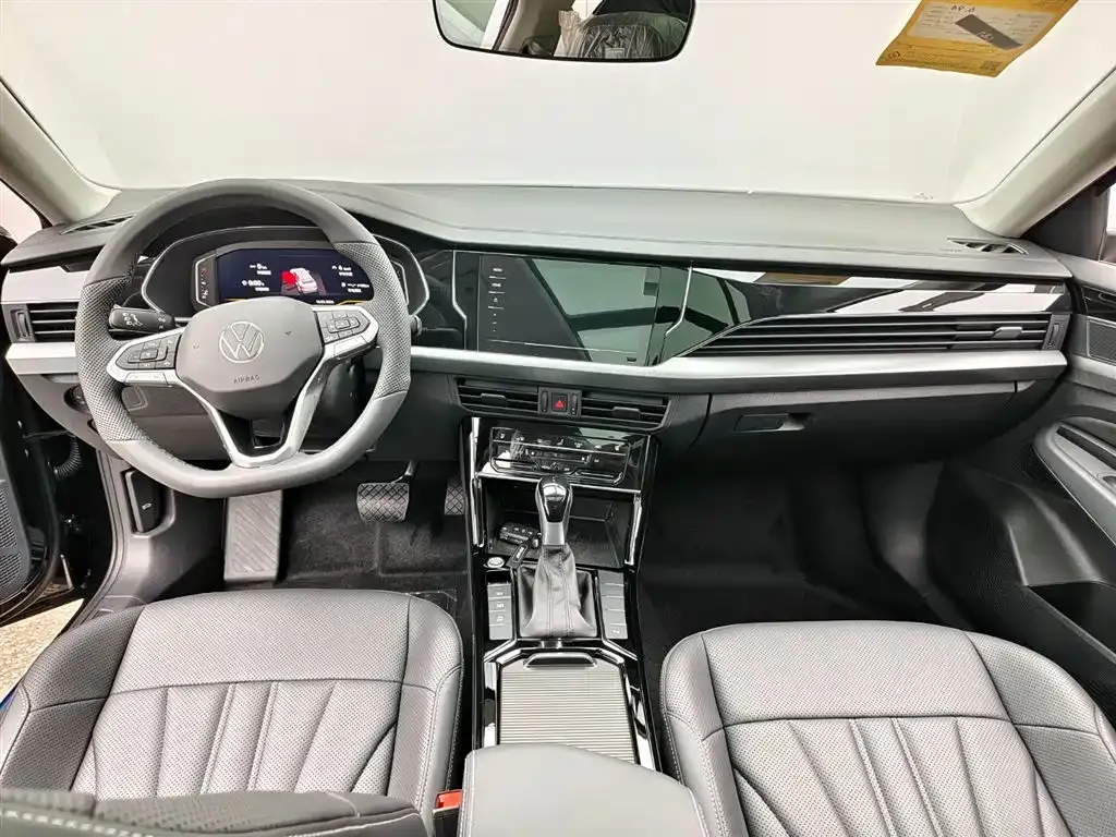 Volkswagen Passat — фото 3