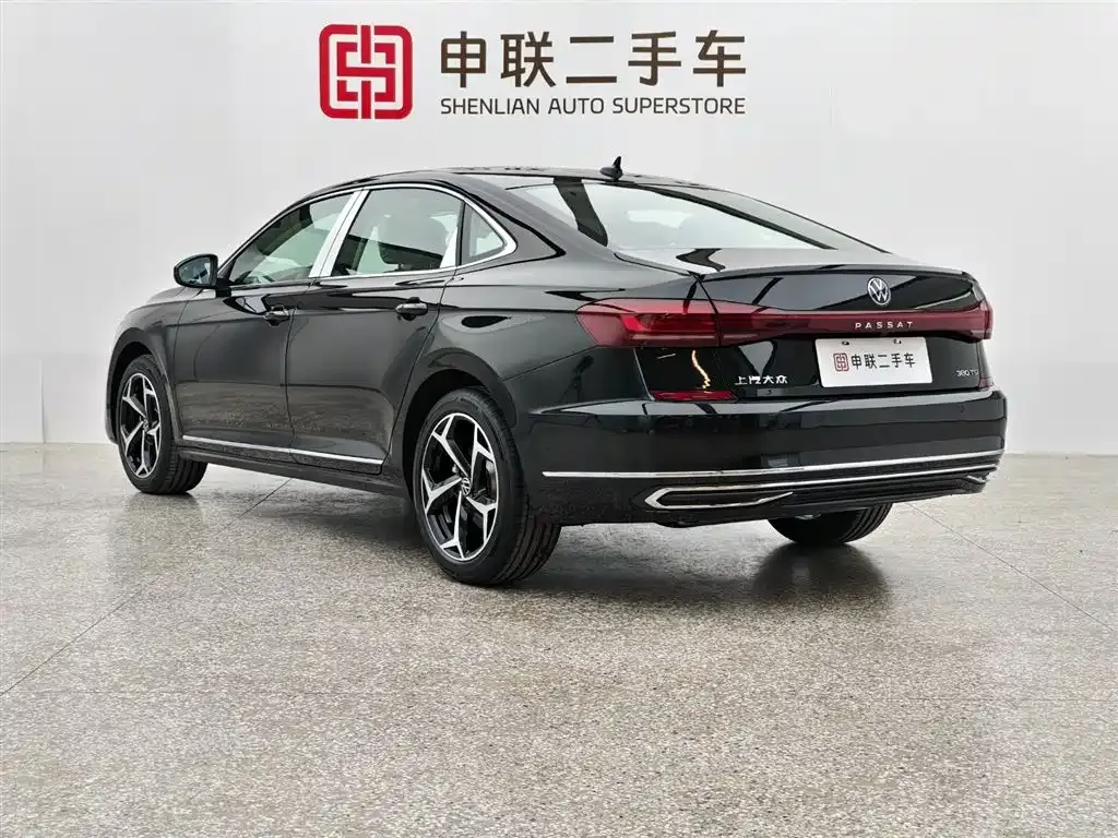 Volkswagen Passat — фото 10