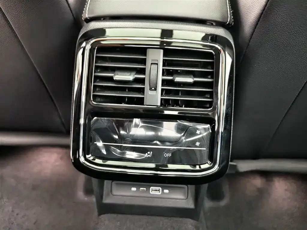 Volkswagen Passat — фото 4
