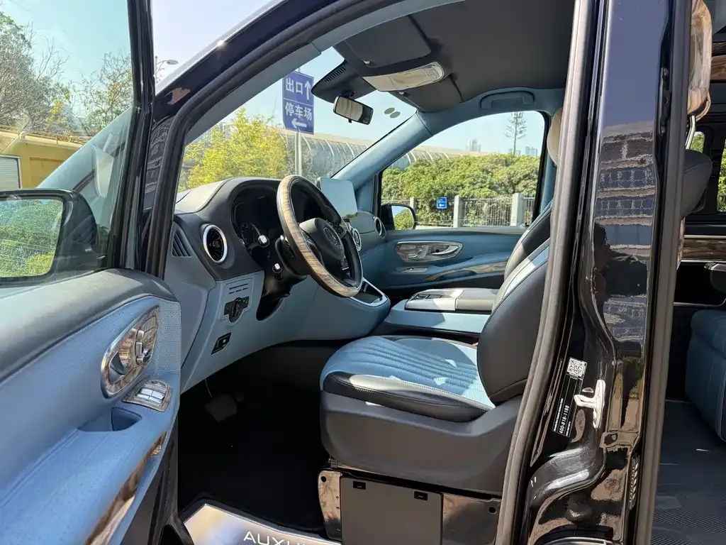 Mercedes-Benz Vito 2024 из CN, фото 9