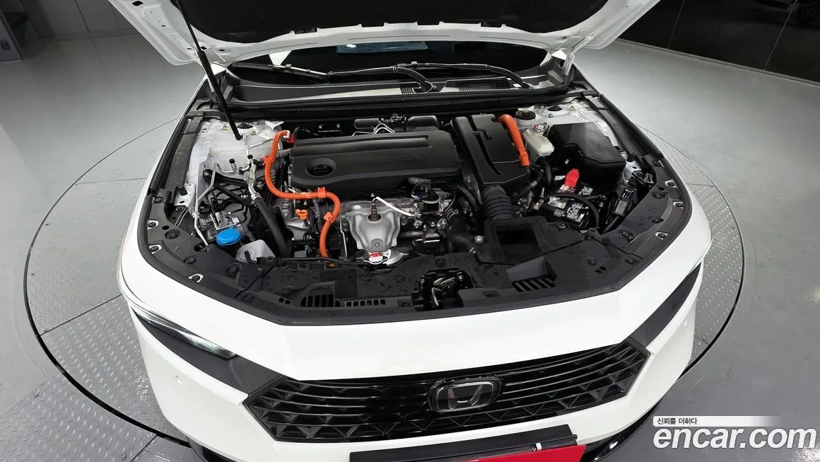 Honda Accord — фото 10