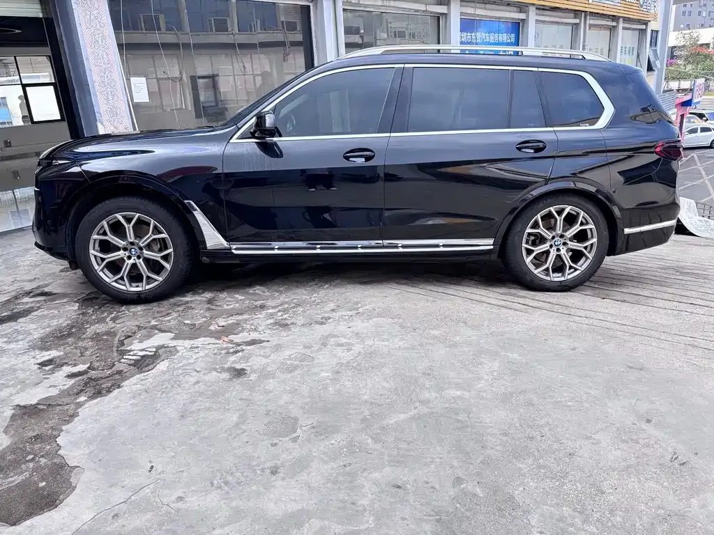 BMW X7 2023 из CN, фото 2