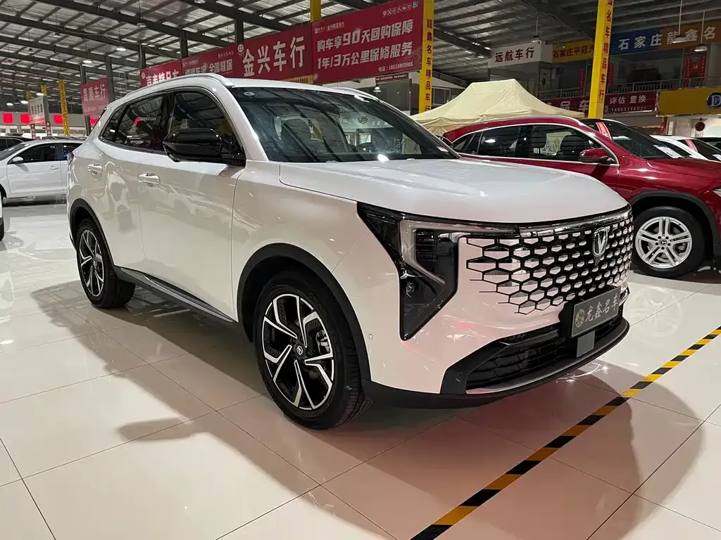 Changan CS55PLUS — фото 10