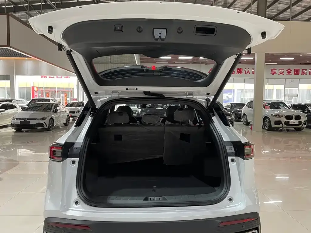 Changan CS55PLUS — фото 3