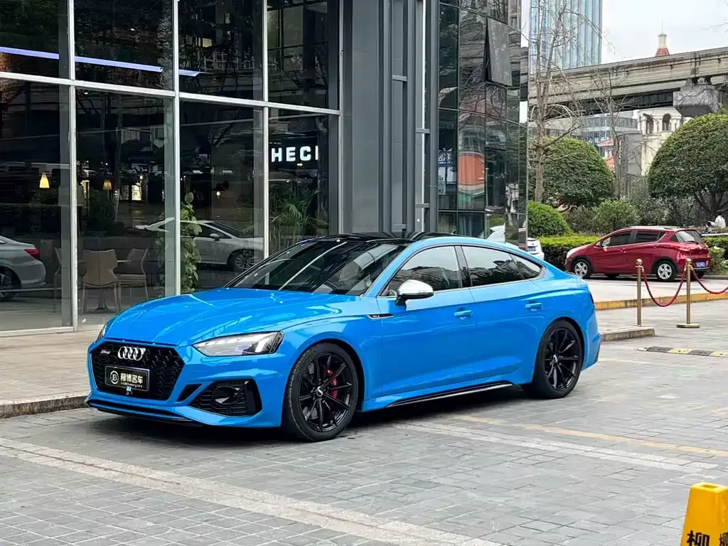 Audi RS 5 — фото 1