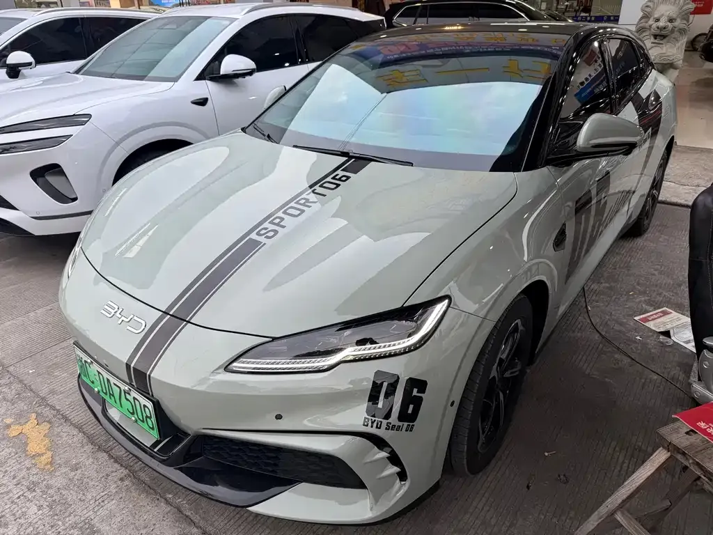 BYD Seal 06GT — фото 1