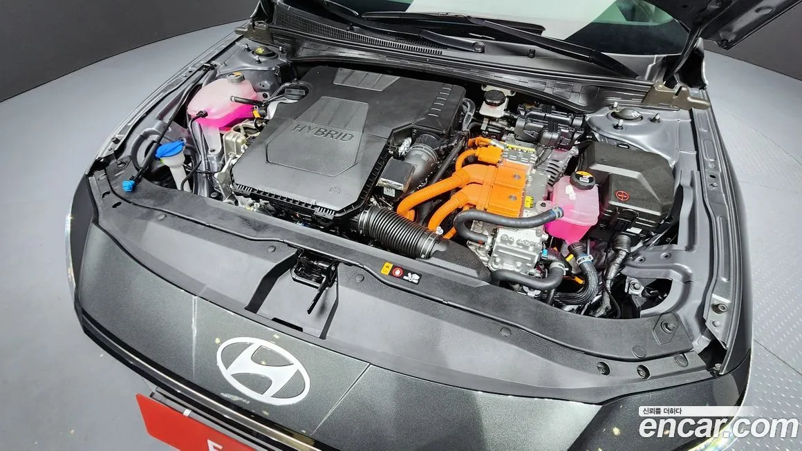 Hyundai AVANTE 2024 из KR, фото 2