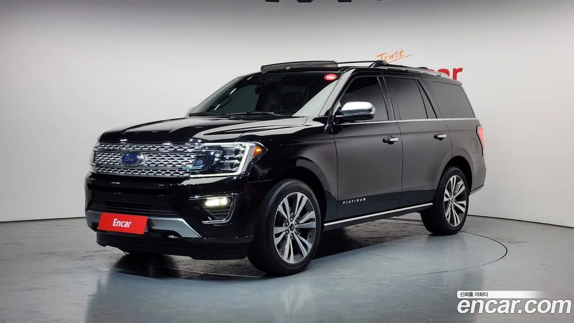 Ford Expedition — фото 1