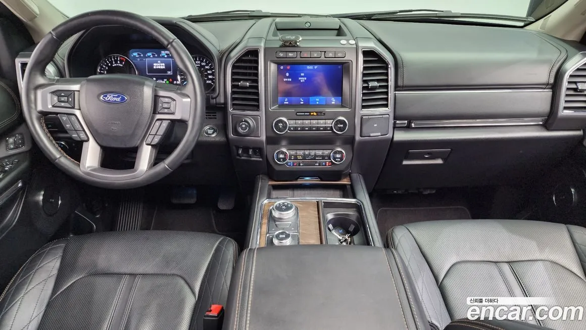 Ford Expedition — фото 10