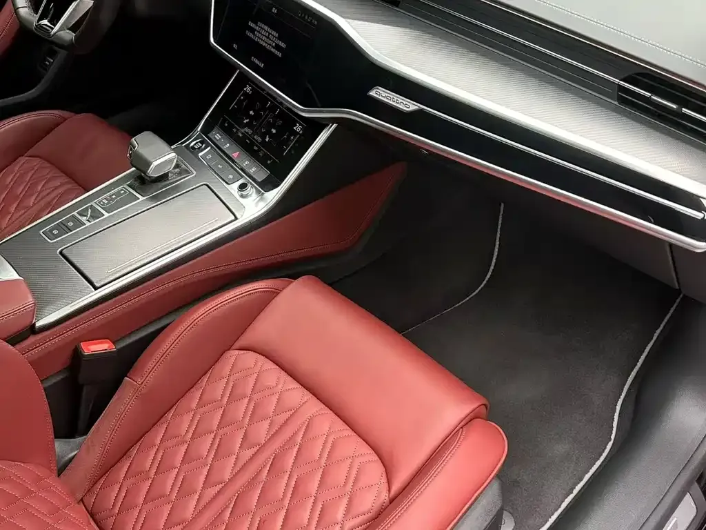 Audi A7L — фото 2