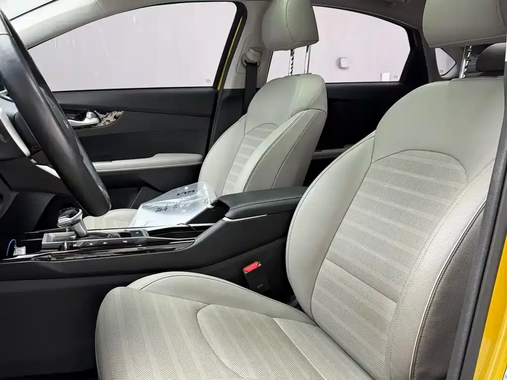 Kia K3 2023 из CN, фото 7