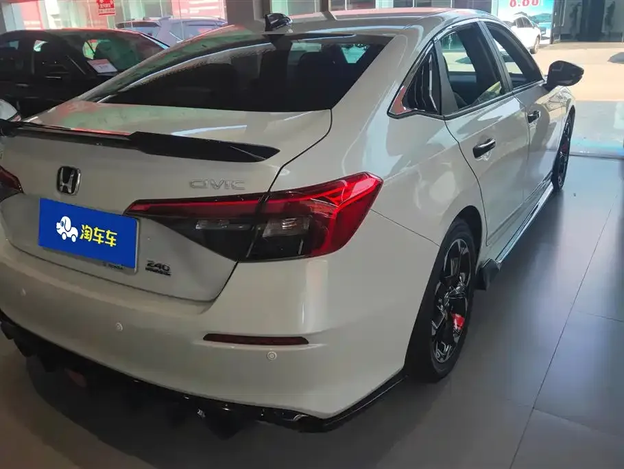 Honda Civic — фото 3
