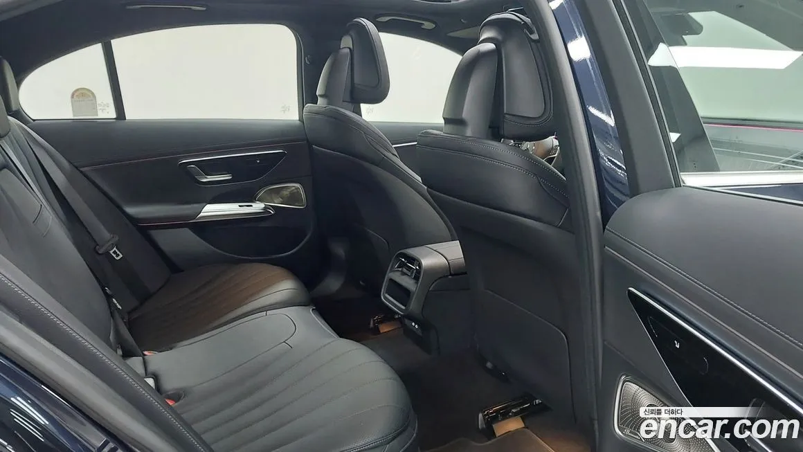 Mercedes-Benz E-Class 2025 из KR, фото 4