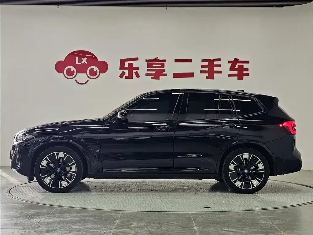 BMW iX3 2024 из CN, фото 8
