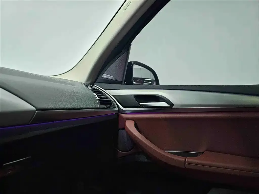 BMW iX3 2024 из CN, фото 3
