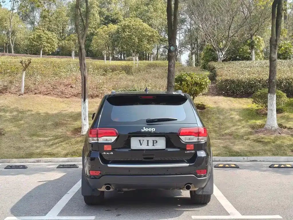 Jeep Grand Cherokee (Import) 2022 из CN, фото 2