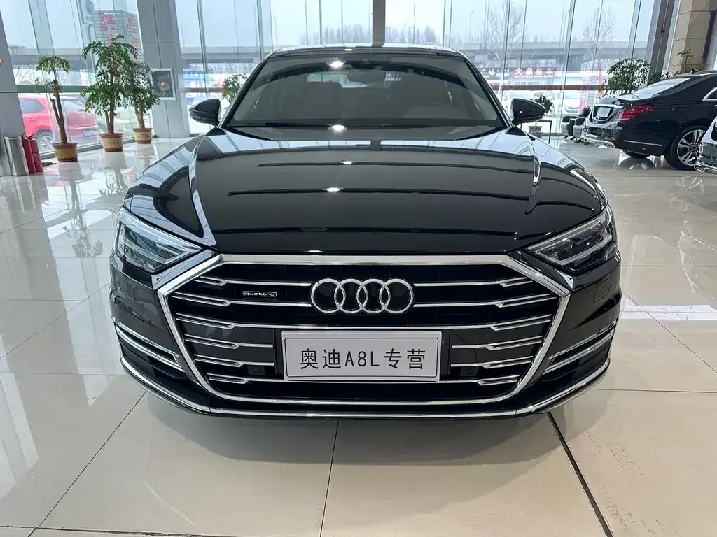Audi A8 2021 из CN, фото 7