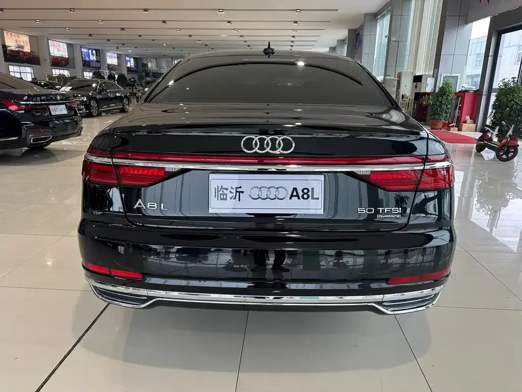 Audi A8 2021 из CN, фото 10