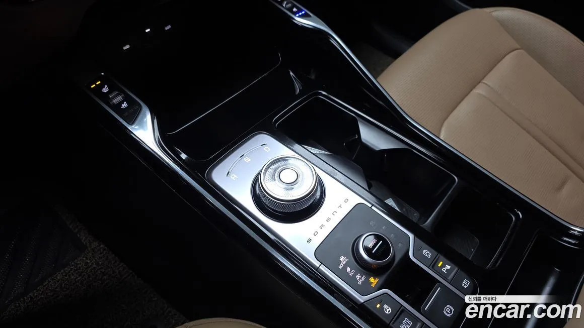 Kia Sorento — фото 7