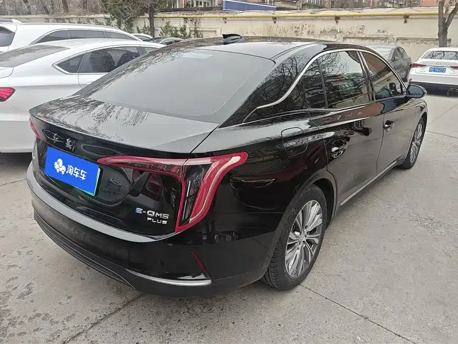 Hongqi E-QM5 — фото 5